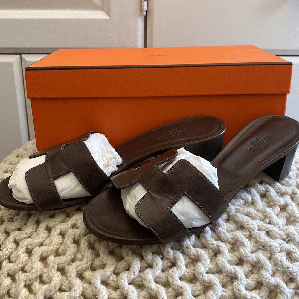 Authentic HERMES Oasis Heeled Sandal